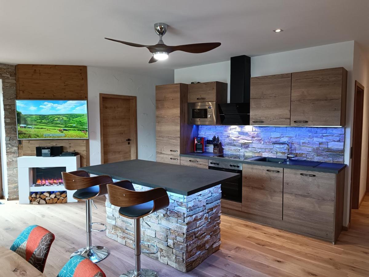 Luxus Ferienwohnung Chalet Seenaehe Schalkenmehren Zewnętrze zdjęcie