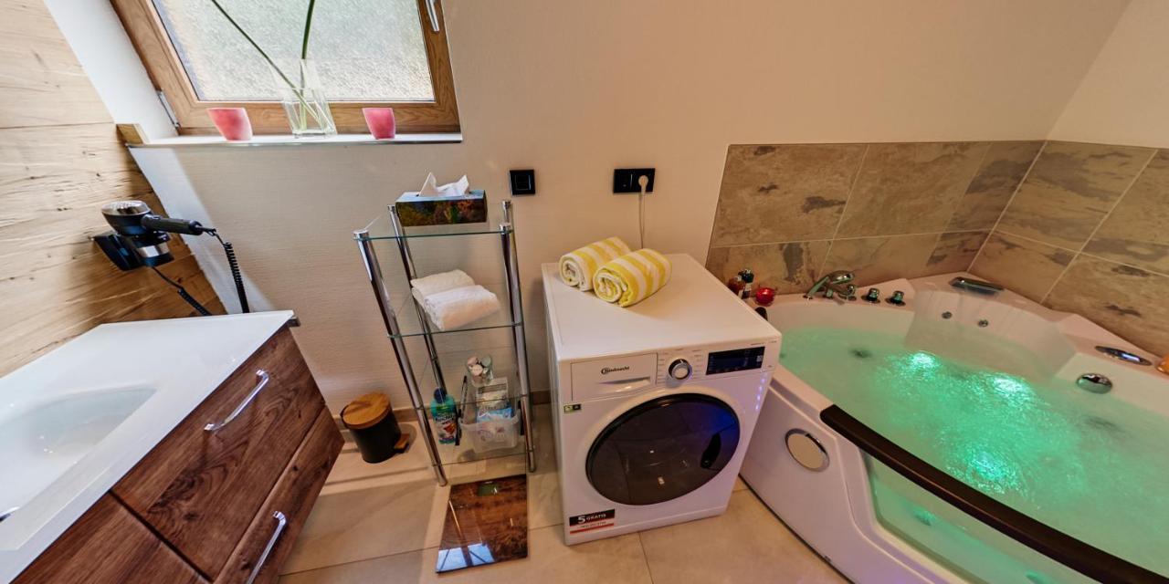 Luxus Ferienwohnung Chalet Seenaehe Schalkenmehren Zewnętrze zdjęcie